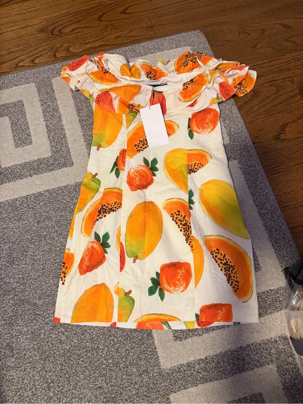 Zara Dress - Picture 5 of 6
